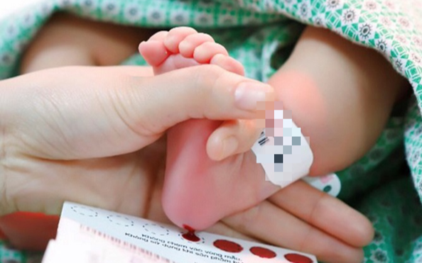 Xót xa lời kể của cô gái phải đối mặt với bước ngoặt cuộc đời khi gia đình đón thêm thành viên mới nhưng mẹ không còn- Ảnh 2. Xót xa lời kể của cô gái phải đối mặt với bước ngoặt cuộc đời khi gia đình đón thêm thành viên mới nhưng mẹ không còn- Ảnh 2.