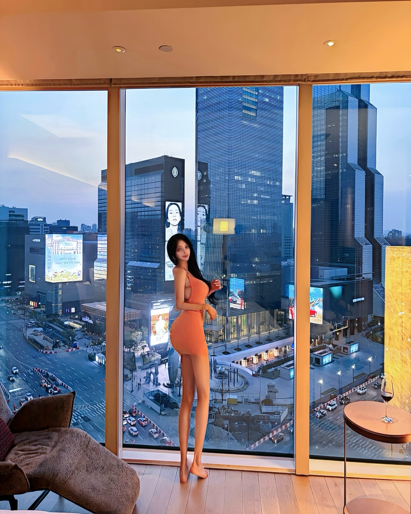 Hot loạt ảnh gái xinh với màn chỉnh hình Hot loạt ảnh gái xinh với màn chỉnh hình