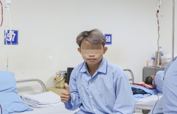 Mưa ngập lịch sử và cuộc chạy đua sinh tử của bệnh nhân ung thư máu - Ảnh 1. Mưa ngập lịch sử và cuộc chạy đua sinh tử của bệnh nhân ung thư máu - Ảnh 1.
