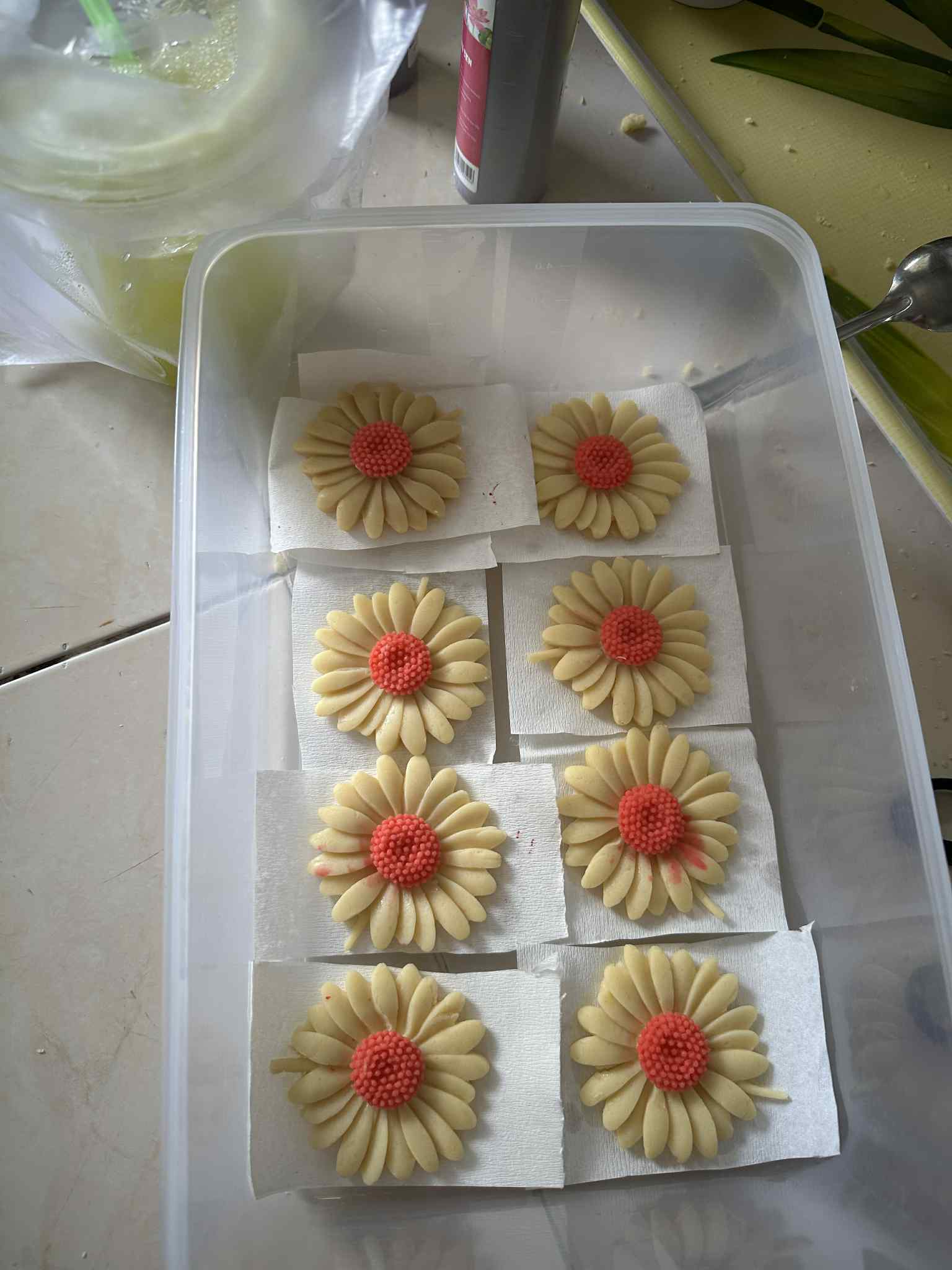 Nhà có 2 cô công chúa sinh đôi, 1 mẹ ở TP.HCM tự tay làm chuẩn bị mâm cúng thôi nôi tone hồng chỉn chu đến từng chi tiết- Ảnh 9. Nhà có 2 cô công chúa sinh đôi, 1 mẹ ở TP.HCM tự tay làm chuẩn bị mâm cúng thôi nôi tone hồng chỉn chu đến từng chi tiết- Ảnh 9.