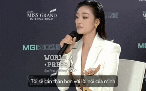ava-22-1760154204046-1760154204433871224561.gif