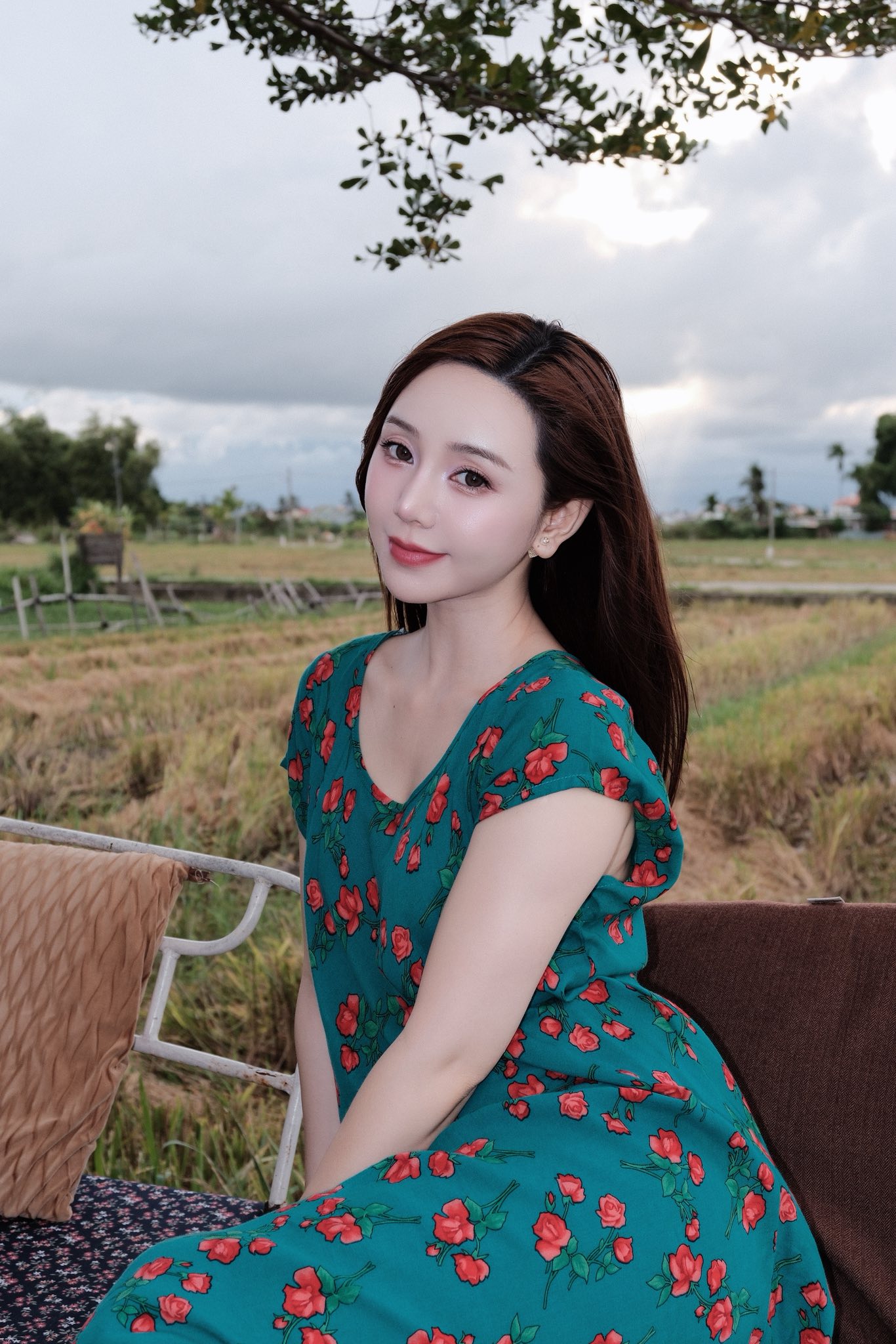 2 nàng thơ của phim giờ vàng VTV da trắng mịn, hóa ra đều cùng làm 1 việc- Ảnh 2.