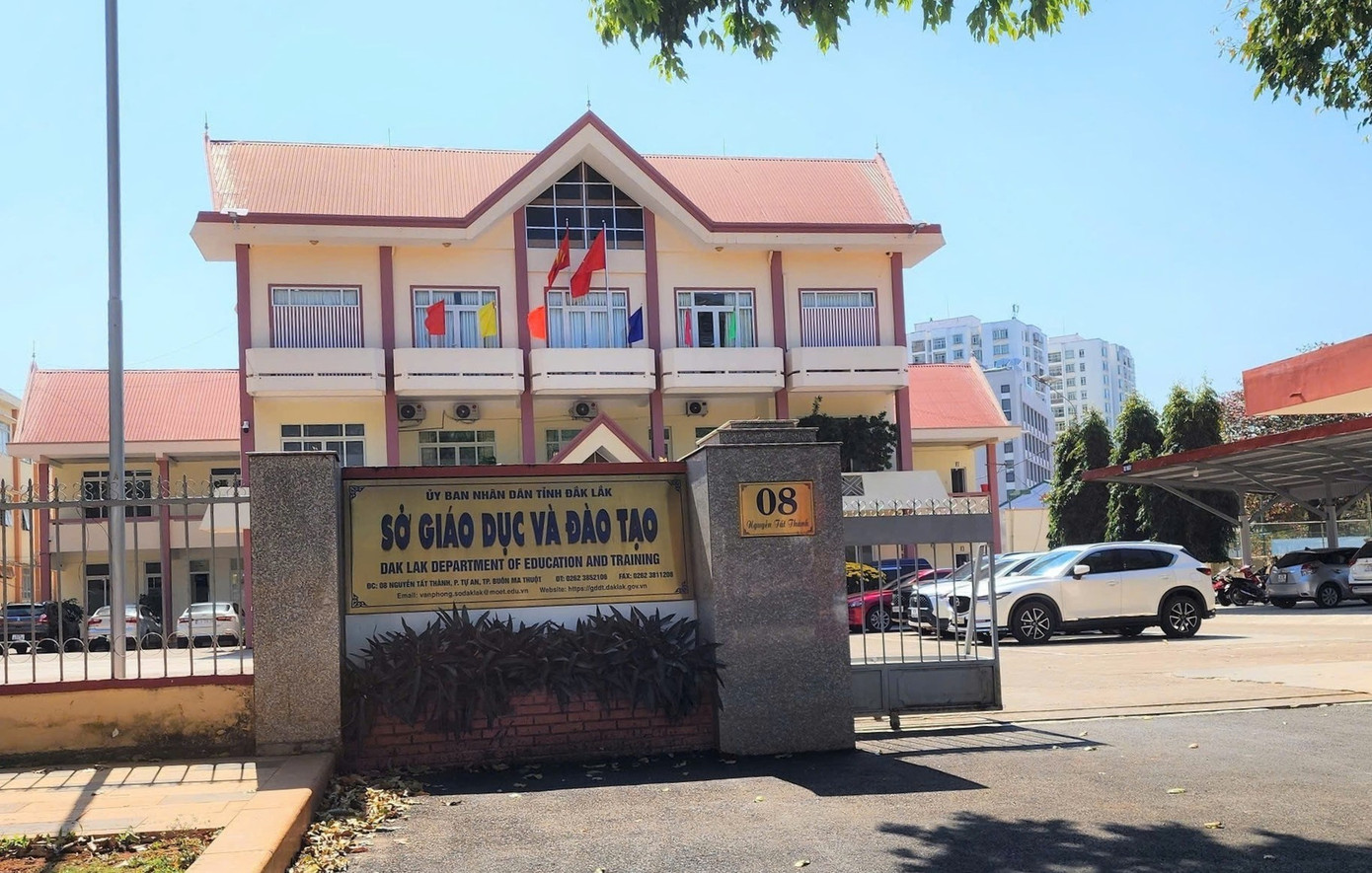 Đắk Lắk chỉ đạo 3 vụ ‘nóng’ ngành giáo dục khiến dư luận ‘dậy sóng’ - Ảnh 1. Đắk Lắk chỉ đạo 3 vụ ‘nóng’ ngành giáo dục khiến dư luận ‘dậy sóng’ - Ảnh 1.