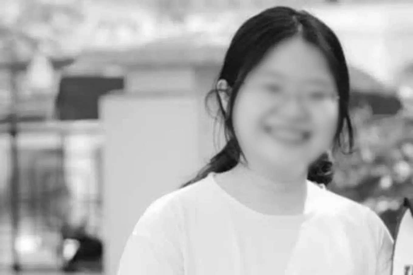 Thi thể nữ sinh Đại học Ngoại ngữ ở Hà Nội được tìm thấy ở vị trí này, gia đình đau đớn gửi đơn đề nghị điều tra - Ảnh 1.