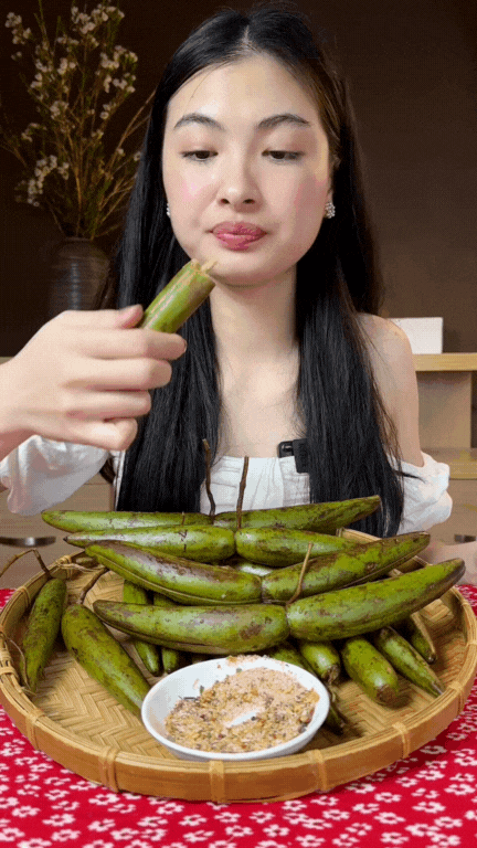 dac-san-tay-bac-qua-sung-trau-8-1760248100004797021727.gif