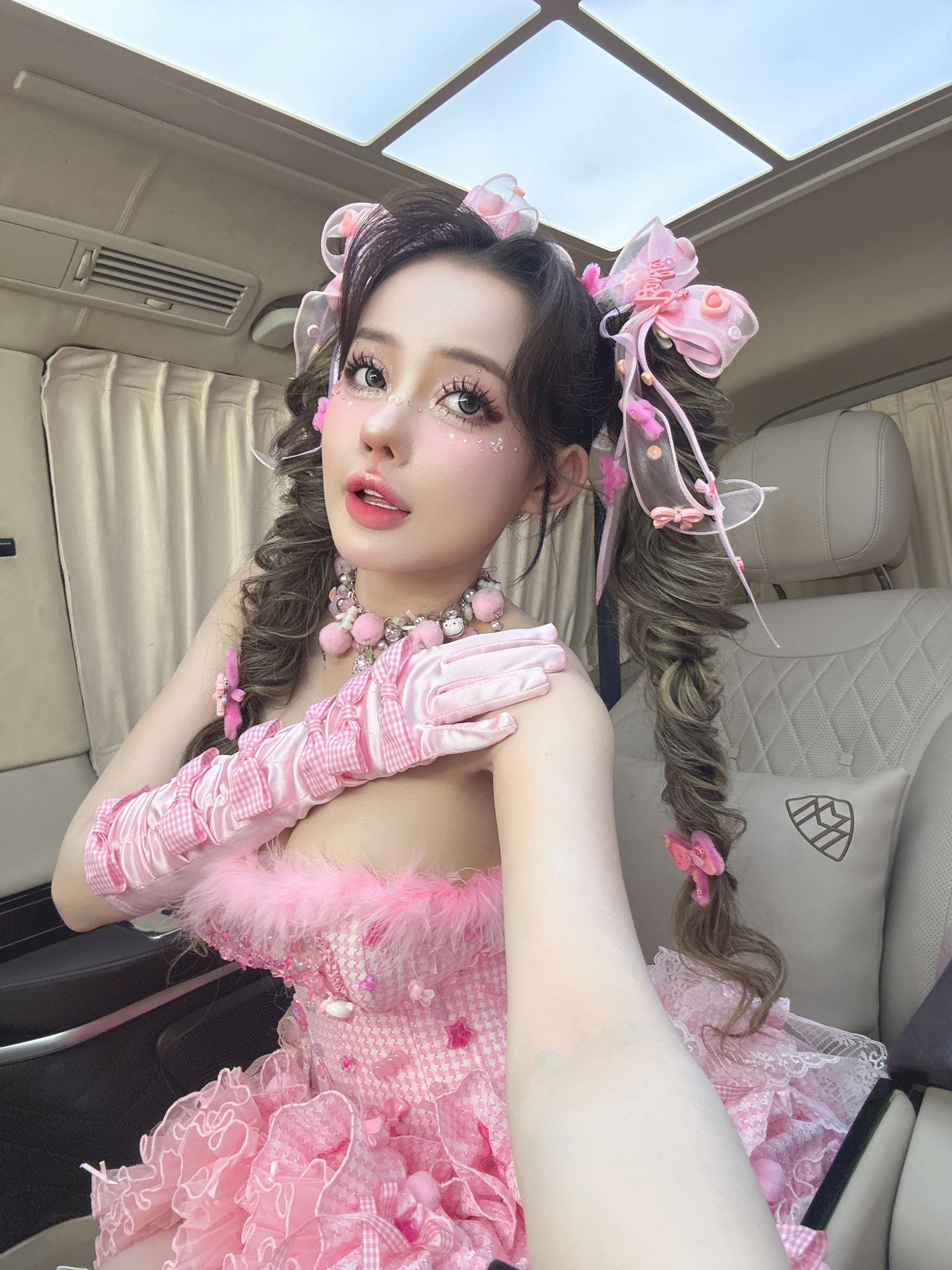 &quot;Vết nhơ&quot; của DJ Ngân 98 - Ảnh 3.