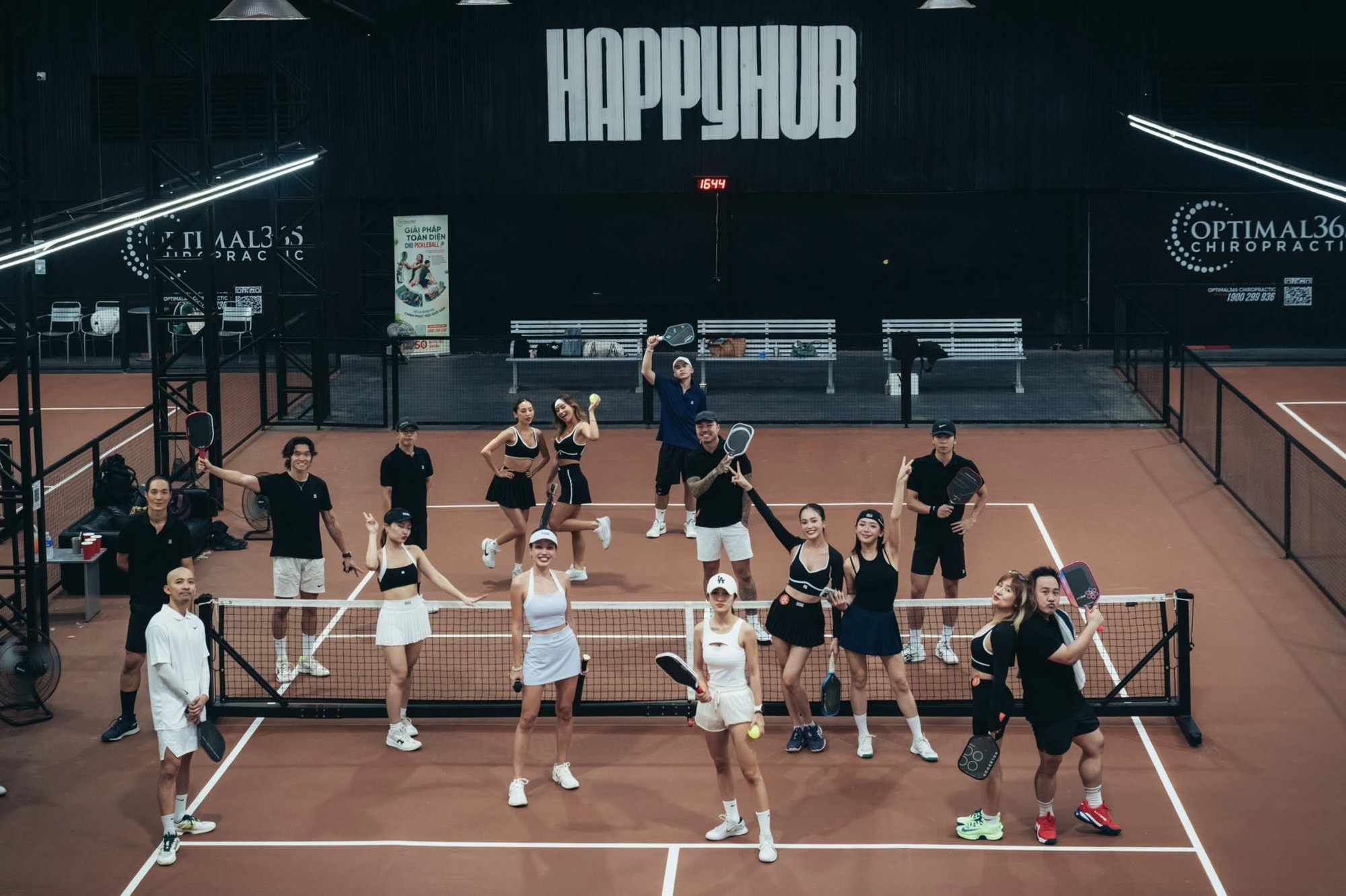 Trò chuyện với "bà chủ" cụm sân Pickleball sang chảnh bậc nhất Sài Gòn: Ngày đầu ra sân xoay vòng như múa ballet, giờ cầm vợt là thấy như được reset năng lượng- Ảnh 4. Trò chuyện với "bà chủ" cụm sân Pickleball sang chảnh bậc nhất Sài Gòn: Ngày đầu ra sân xoay vòng như múa ballet, giờ cầm vợt là thấy như được reset năng lượng- Ảnh 4.