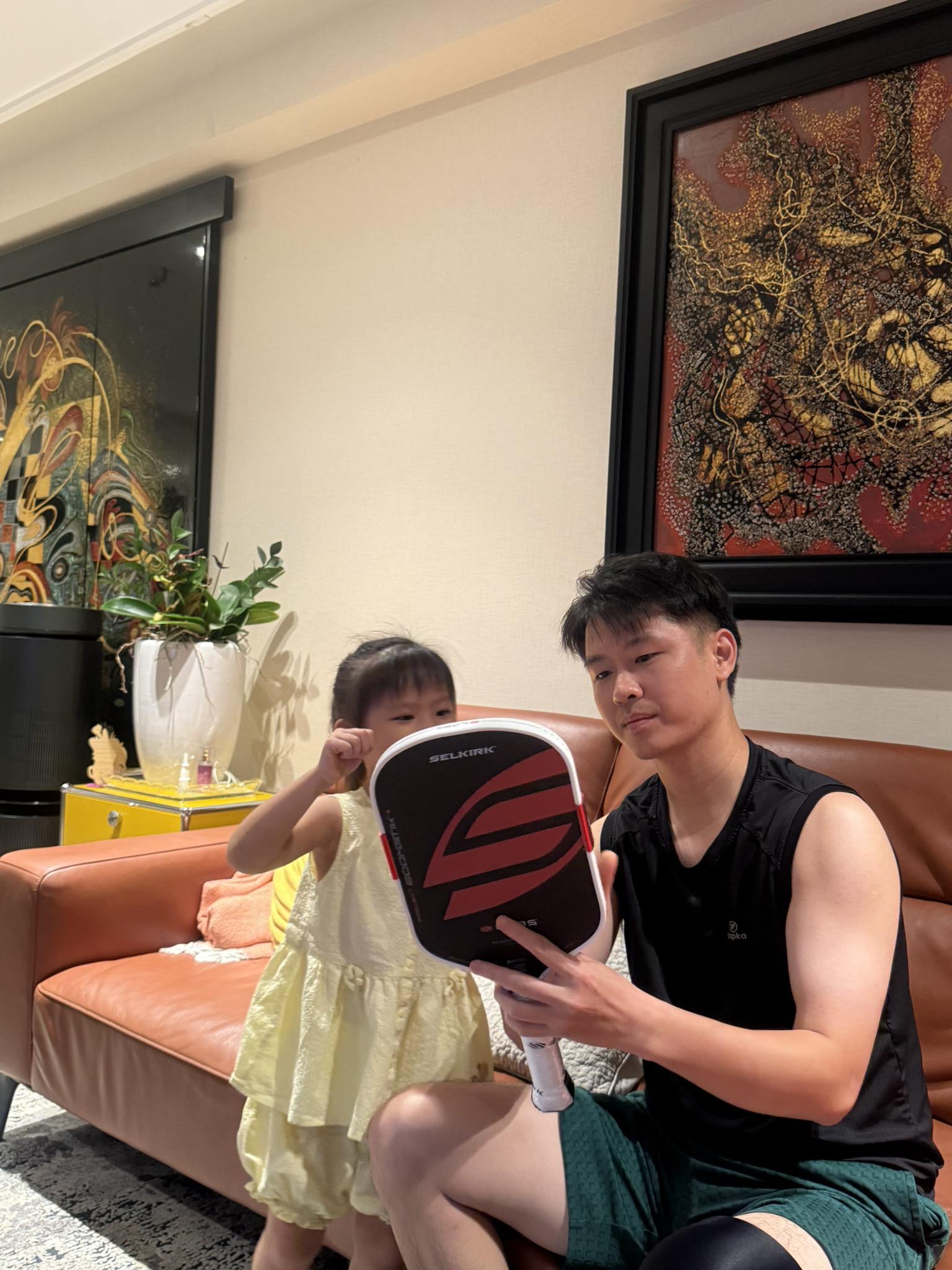 Cứ ra sân Pick là phải đối đầu: Bí quyết hôn nhân có 1-0-2 của vợ chồng CEO khiến ai nghe cũng 