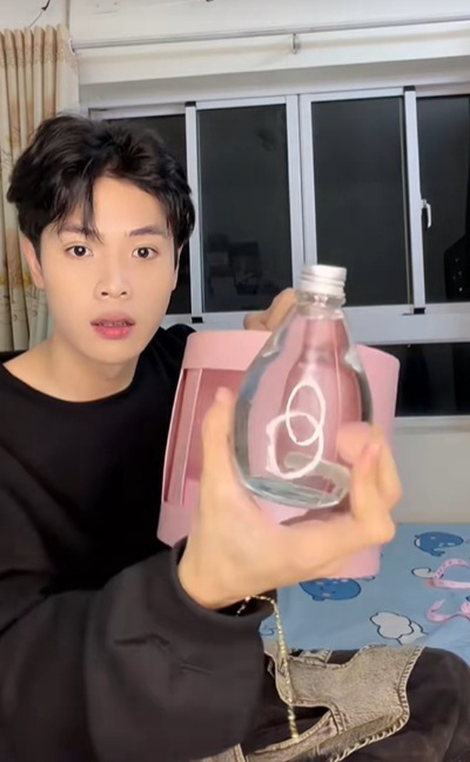 Loạt chiêu trò Loạt chiêu trò