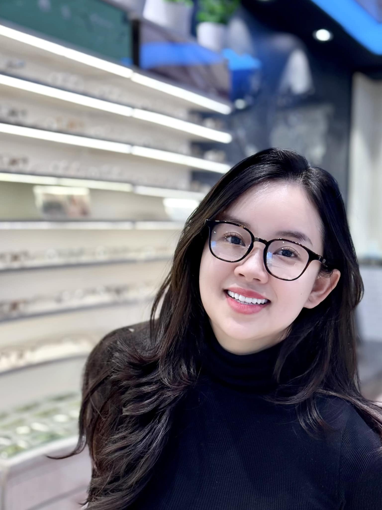 Cùng cảnh phụ nữ, tôi thấy Ly Kute cần được quyền “người cũ rồi không nên bị nhắc tên” - Ảnh 2. Cùng cảnh phụ nữ, tôi thấy Ly Kute cần được quyền “người cũ rồi không nên bị nhắc tên” - Ảnh 2.