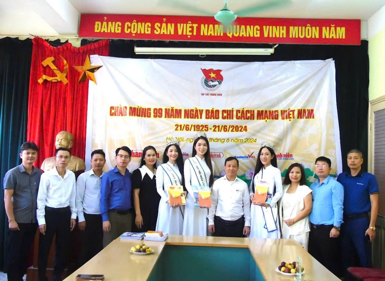 63 năm Tạp chí Thanh niên đồng hành cùng bạn đọc cả nước vững bước tiến vào kỷ nguyên giàu mạnh hùng cường của dân tộc- Ảnh 9. 63 năm Tạp chí Thanh niên đồng hành cùng bạn đọc cả nước vững bước tiến vào kỷ nguyên giàu mạnh hùng cường của dân tộc- Ảnh 9.