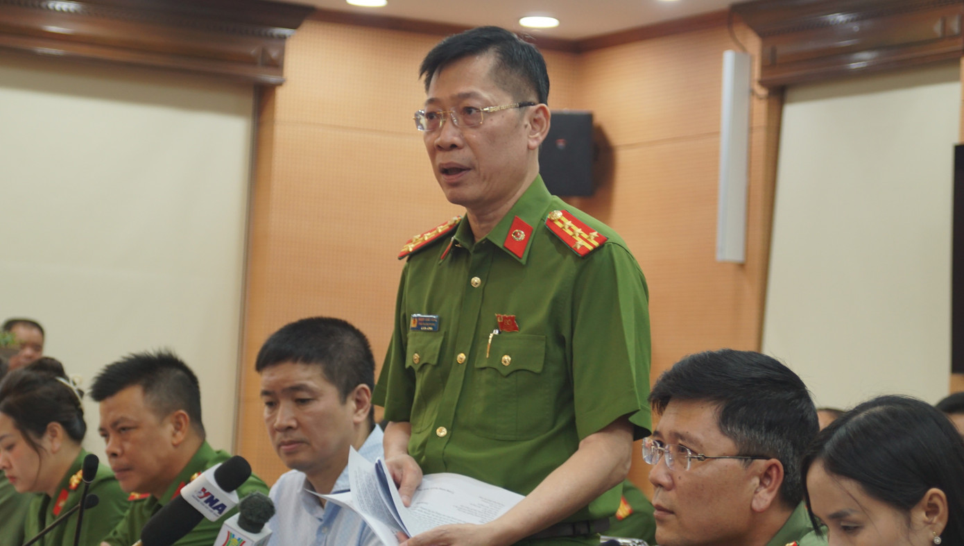Công an Hà Nội nói gì trước tin đồn Shark Bình và Phương Oanh ly hôn? - Ảnh 1. Công an Hà Nội nói gì trước tin đồn Shark Bình và Phương Oanh ly hôn? - Ảnh 1.