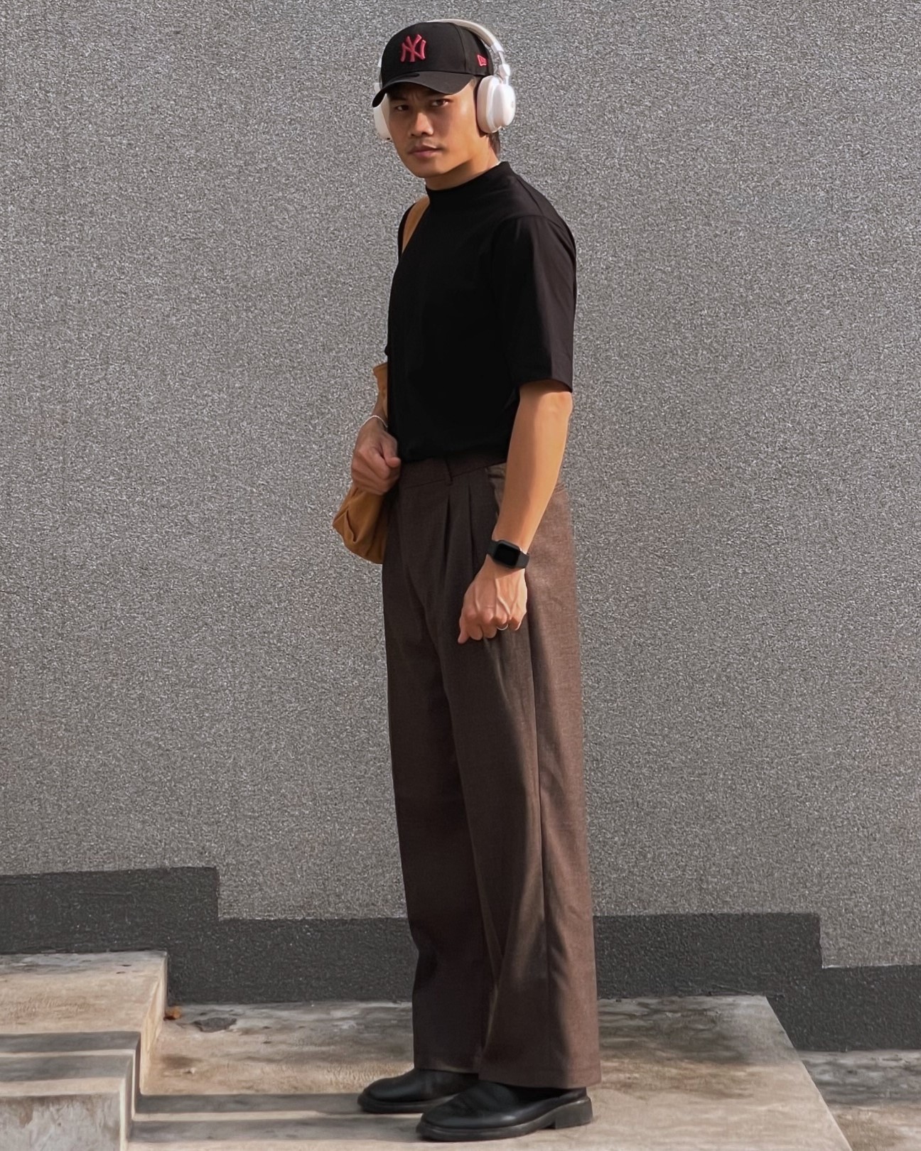 Nam diễn viên Mưa Đỏ rơi nước mắt: Chào anh Tạ nhé...- Ảnh 10. Nam diễn viên Mưa Đỏ rơi nước mắt: Chào anh Tạ nhé...- Ảnh 10.