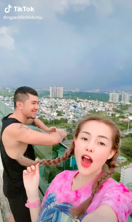 Bên trong penthouse 80 tỷ vừa bị khám xét của Ngân 98 - Lương Bằng Quang- Ảnh 8. Bên trong penthouse 80 tỷ vừa bị khám xét của Ngân 98 - Lương Bằng Quang- Ảnh 8.