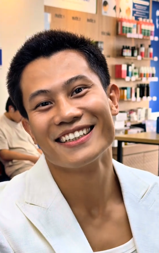 Nam diễn viên Mưa Đỏ rơi nước mắt: Chào anh Tạ nhé...- Ảnh 3. Nam diễn viên Mưa Đỏ rơi nước mắt: Chào anh Tạ nhé...- Ảnh 3.