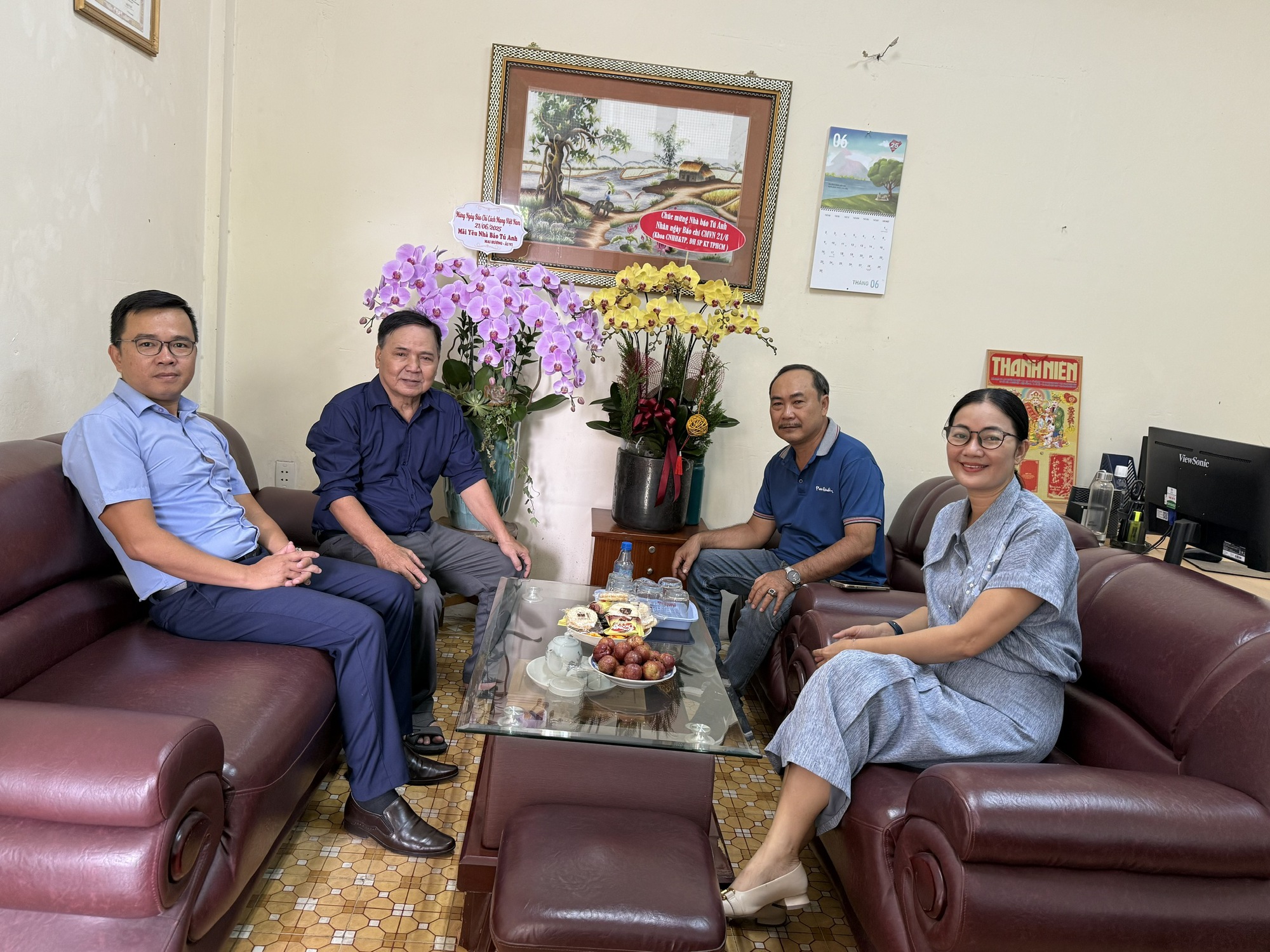 63 năm Tạp chí Thanh niên đồng hành cùng bạn đọc cả nước vững bước tiến vào kỷ nguyên giàu mạnh hùng cường của dân tộc- Ảnh 26. 63 năm Tạp chí Thanh niên đồng hành cùng bạn đọc cả nước vững bước tiến vào kỷ nguyên giàu mạnh hùng cường của dân tộc- Ảnh 26.
