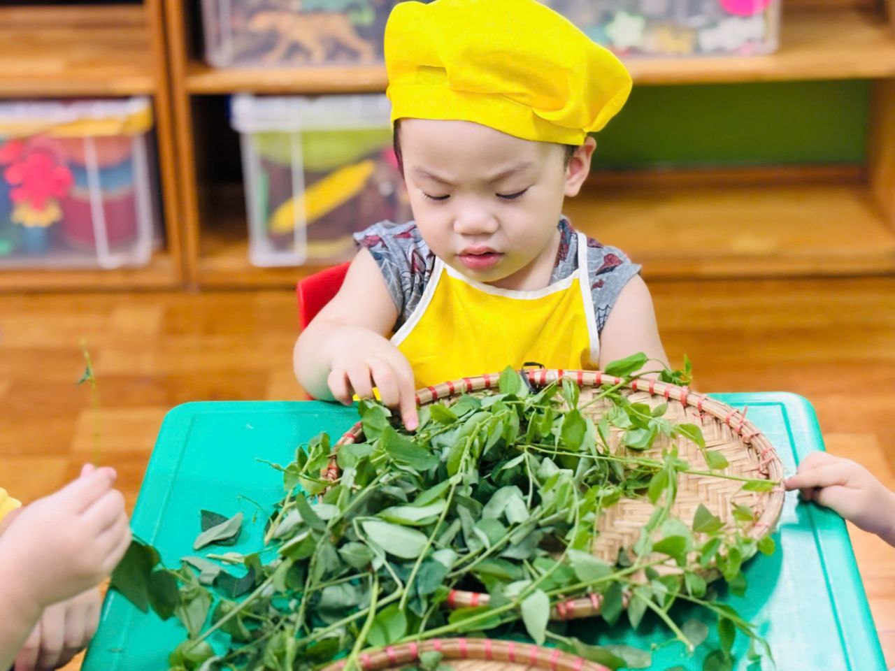 Những điều khiến mẹ chẳng thể an lòng khi con bắt đầu đi mẫu giáo- Ảnh 6. Những điều khiến mẹ chẳng thể an lòng khi con bắt đầu đi mẫu giáo- Ảnh 6.