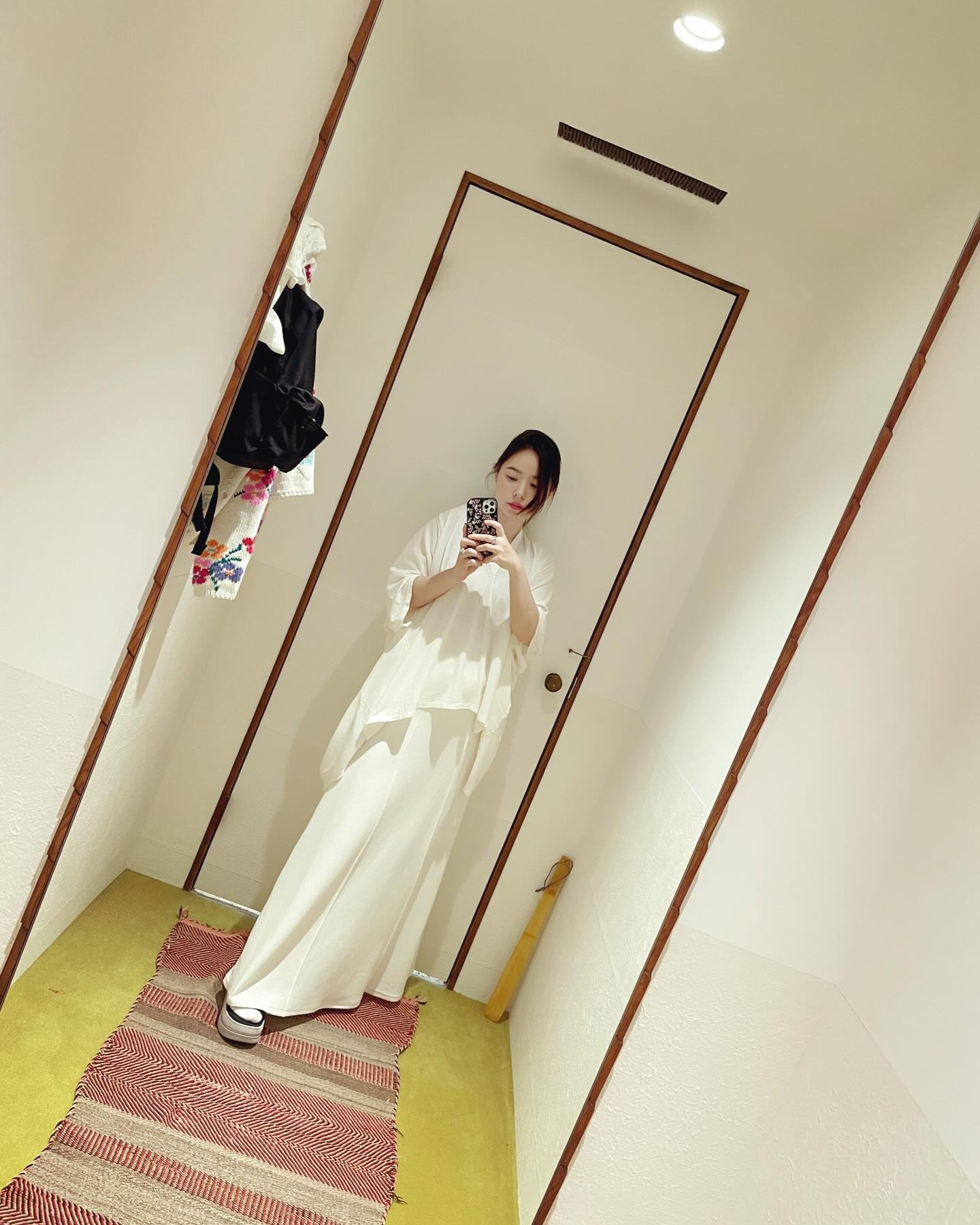 Minh tinh có body nóng bỏng bị soi tăng cân, cách đáp trả là sách mẫu cho phụ nữ U40- Ảnh 14. Minh tinh có body nóng bỏng bị soi tăng cân, cách đáp trả là sách mẫu cho phụ nữ U40- Ảnh 14.