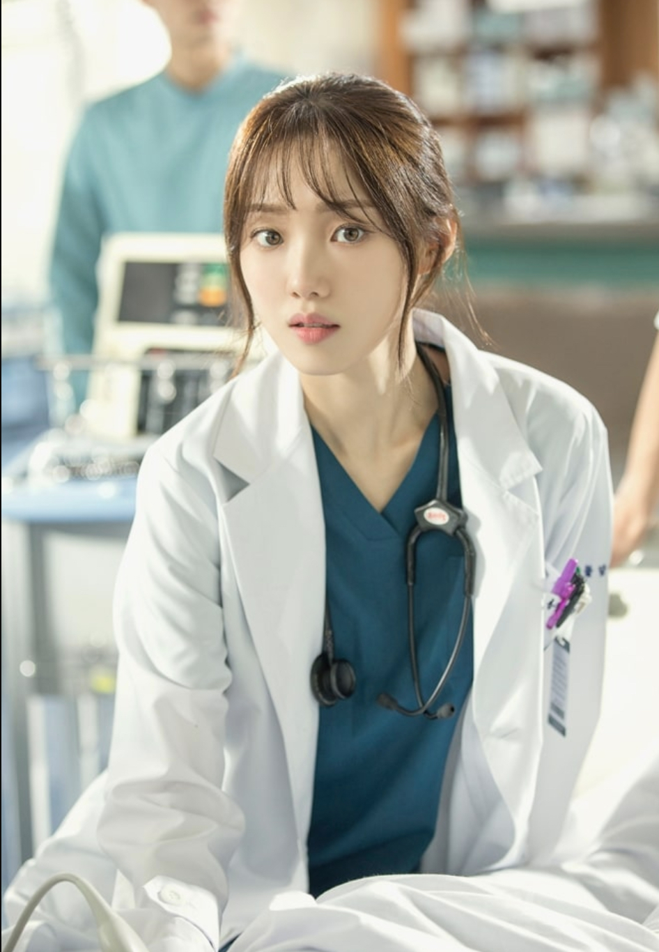 lee-sung-kyung-doctor-1760501763211-1760501763612679020249.jpg
