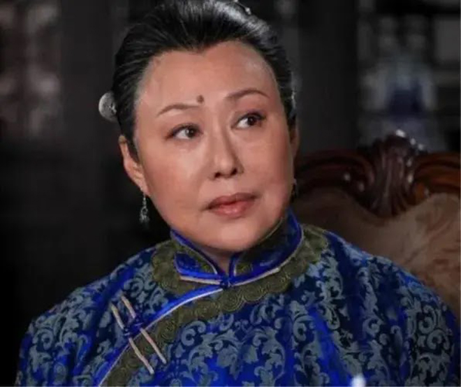 Nữ diễn viên có chồng cũ đi tù nhưng dạy con khéo đến bất ngờ: "Tất cả những nỗi đau ấy đã dạy tôi biết cách yêu thương" - Ảnh 3. Nữ diễn viên có chồng cũ đi tù nhưng dạy con khéo đến bất ngờ: "Tất cả những nỗi đau ấy đã dạy tôi biết cách yêu thương" - Ảnh 3.