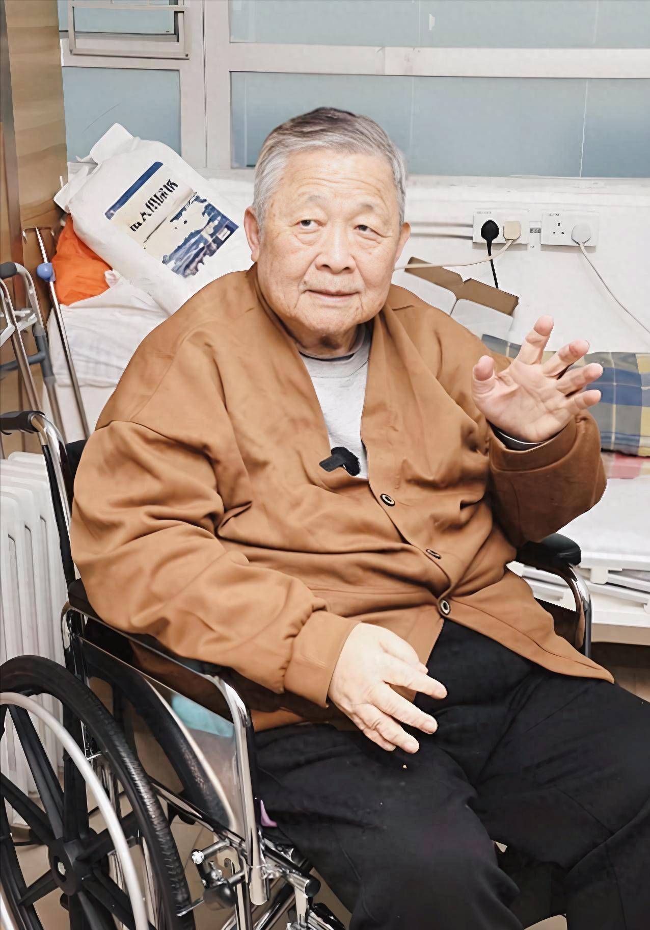 Nam diễn viên nhận cái kết đắng khi bỏ rơi vợ con để chạy theo nhân tình- Ảnh 1. Nam diễn viên nhận cái kết đắng khi bỏ rơi vợ con để chạy theo nhân tình- Ảnh 1.