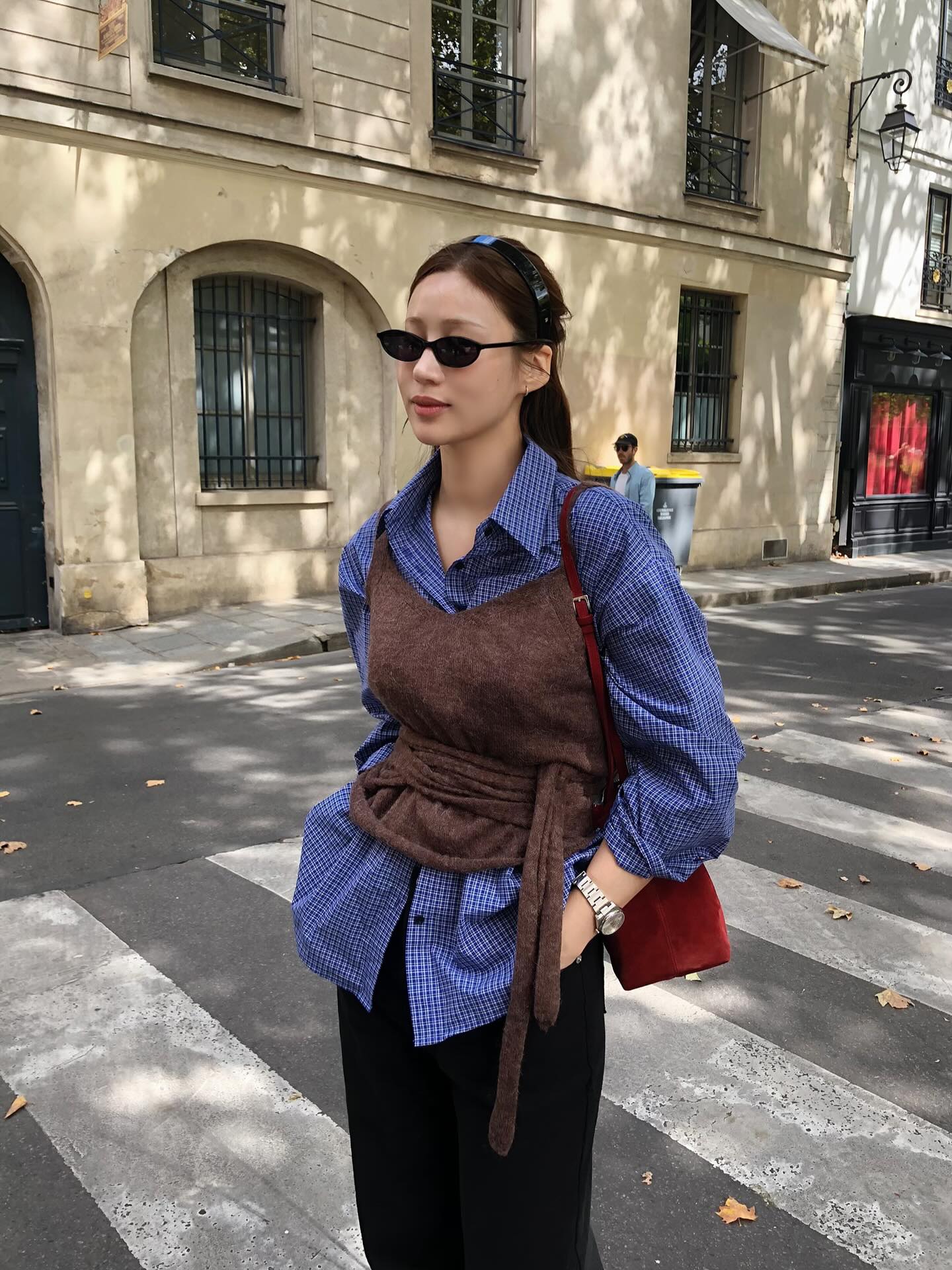 Thế nào là đỉnh cao phối đồ: 10 outfit màu sắc giúp vẻ ngoài sang chảnh, nổi nhất khu phố - Ảnh 6. Thế nào là đỉnh cao phối đồ: 10 outfit màu sắc giúp vẻ ngoài sang chảnh, nổi nhất khu phố - Ảnh 6.