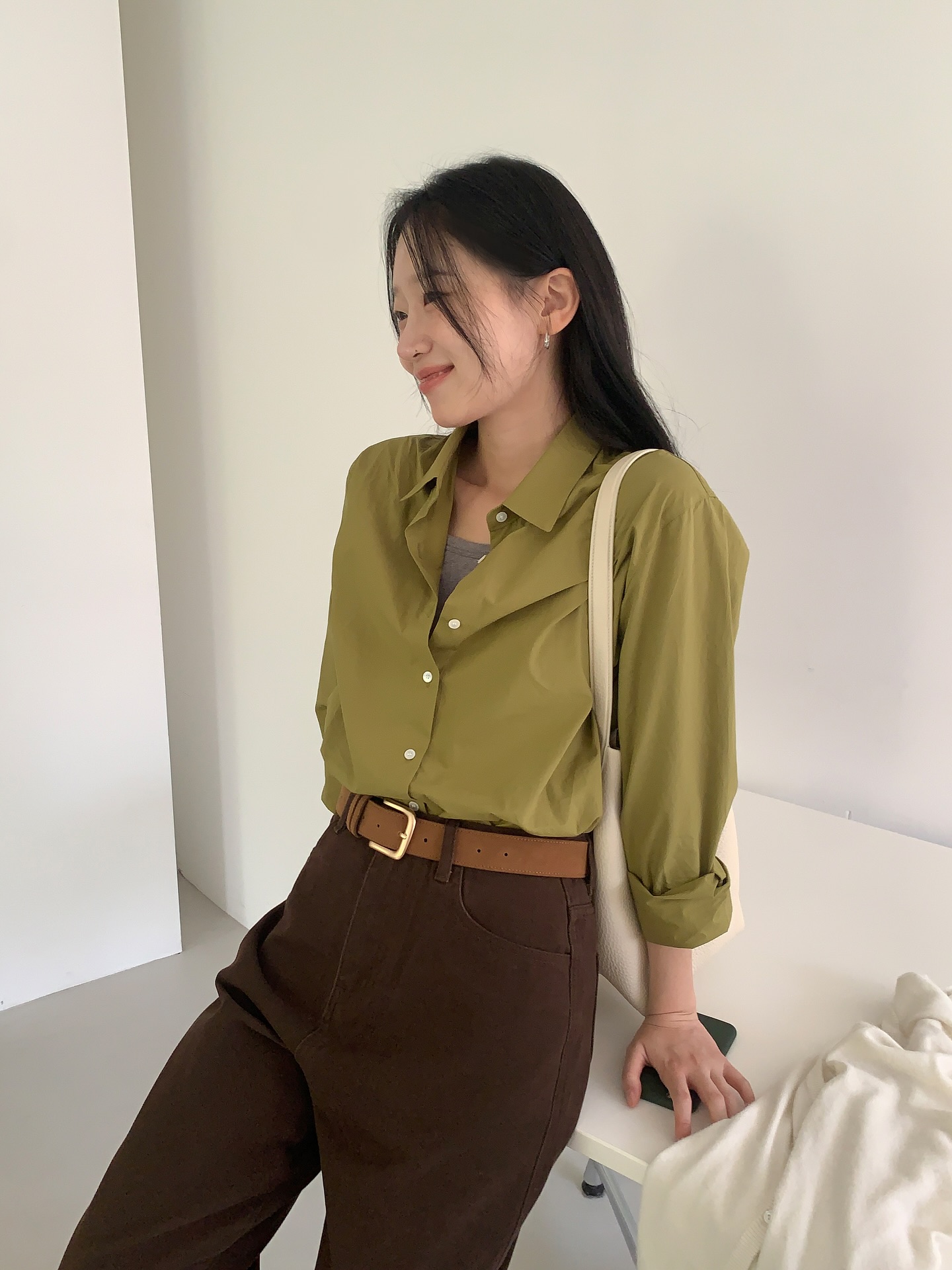 Thế nào là đỉnh cao phối đồ: 10 outfit màu sắc giúp vẻ ngoài sang chảnh, nổi nhất khu phố - Ảnh 1. Thế nào là đỉnh cao phối đồ: 10 outfit màu sắc giúp vẻ ngoài sang chảnh, nổi nhất khu phố - Ảnh 1.