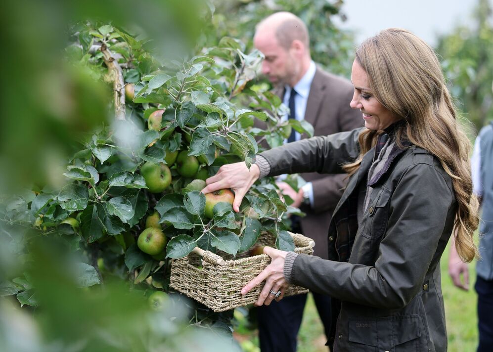 craigavon-northern-ireland-catherine-princess-of-wales-and-prince-william-prince-of-wales-6490468-17605994979891959945892-1760601977741-17606019781301178127504.jpg