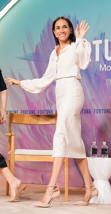 Từng bỏ Hollywood để làm dâu Hoàng gia, giờ Meghan Markle lại khéo nhắc cả thế giới rằng cô là “luật sư nóng bỏng nhất màn ảnh”- Ảnh 3.