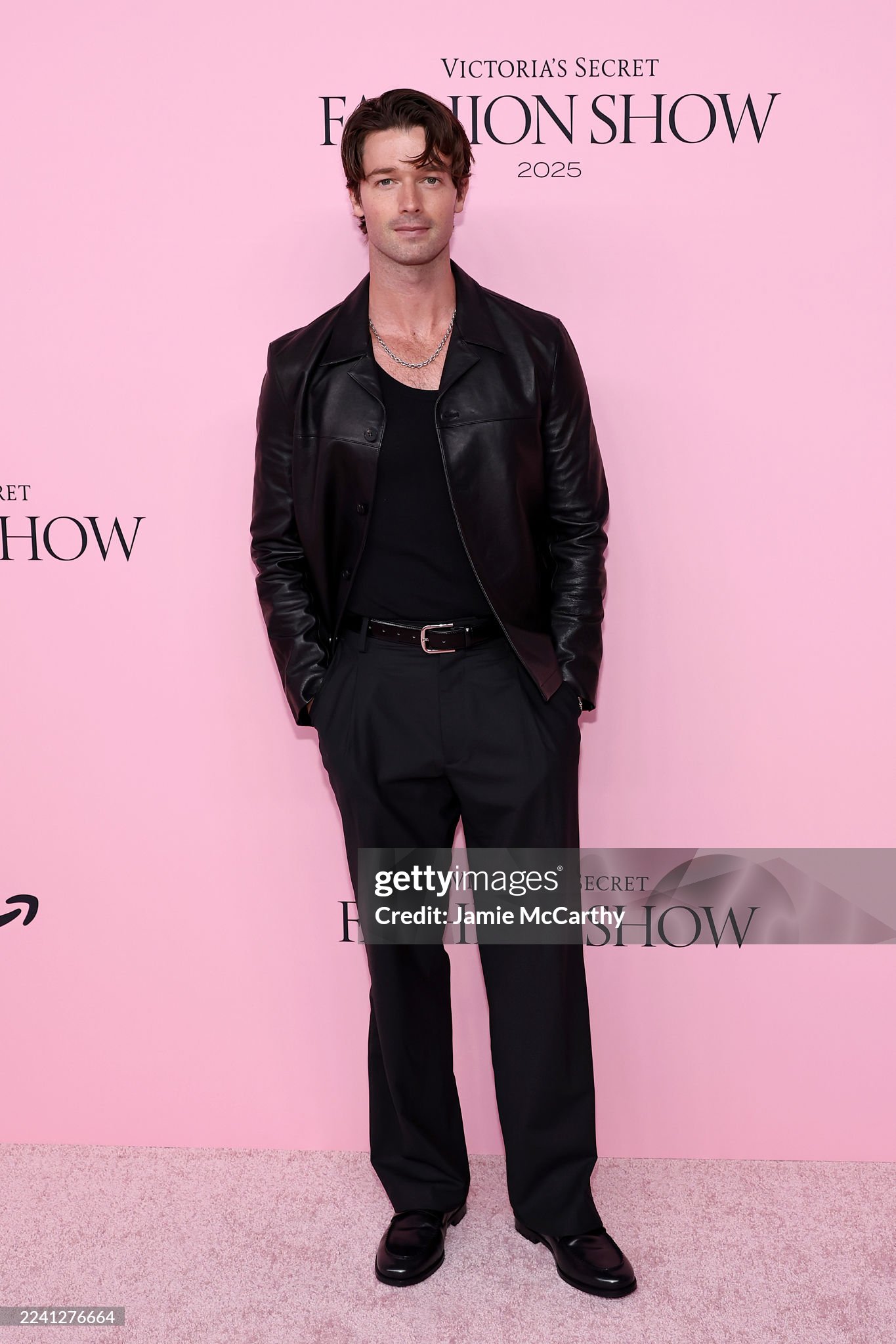 Thảm hồng Victoria's Secret 2025: Twice rúm ró kém sắc, Quỳnh Anh Shyn đâu rồi? - Ảnh 6. Thảm hồng Victoria's Secret 2025: Twice rúm ró kém sắc, Quỳnh Anh Shyn đâu rồi? - Ảnh 6.