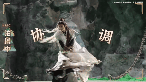 gif-20-1760627691876-17606276924561260588221.gif