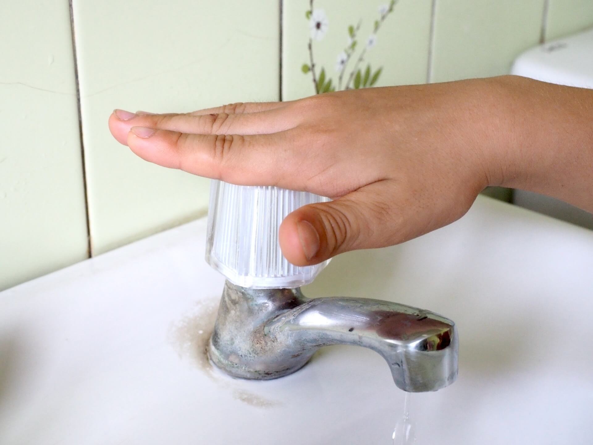 replace-faucet-handle-20171009-9-1760585243389113755818-1760606997842-17606069979311007984496.jpg