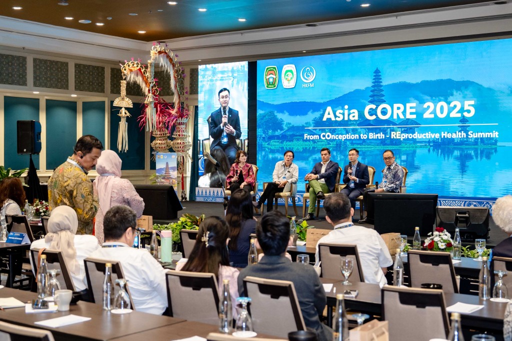 thac-mac-cung-cac-chuyen-gia-ve-phac-do-sai-gon-tai-hoi-nghi-asia-core-2025-120251016154107-1760611249163-17606112497341188976500-1760619014199-1760619015055391904945.jpg