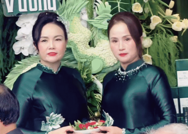tikgome-96396774-ezgifcom-crop-1-1760603653672-17606036538171561971565.gif