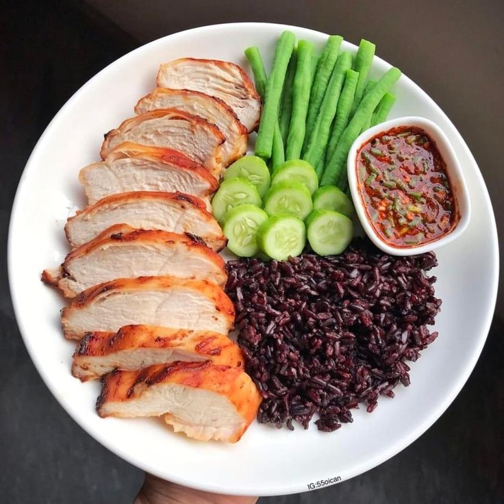 Thực đơn đảo ngược bữa ăn giúp giảm cân hiệu quả- Ảnh 2. Thực đơn đảo ngược bữa ăn giúp giảm cân hiệu quả- Ảnh 2.