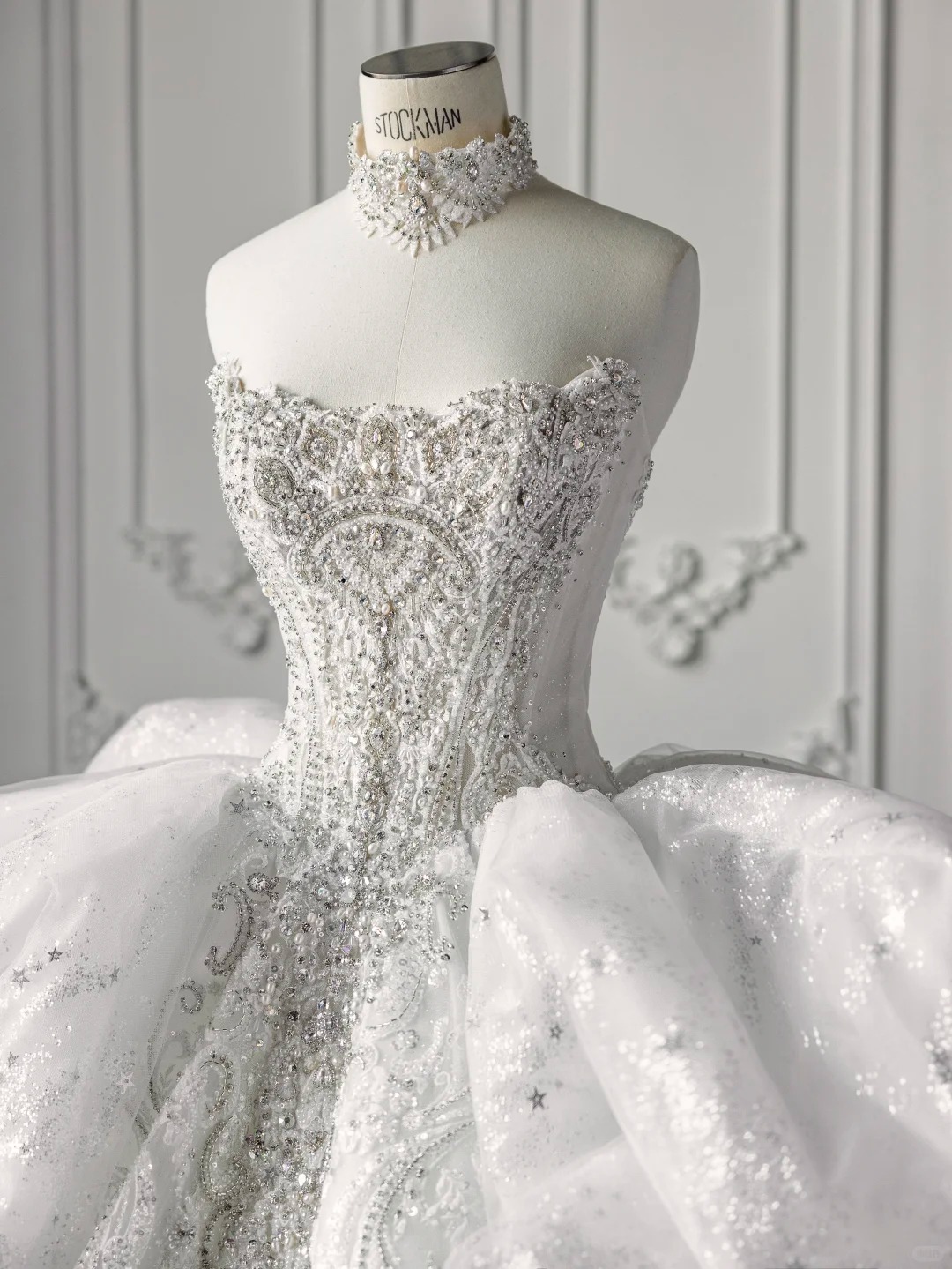 ivan-yong7ivan-yong-couture-1760692723530825721809-1760706735886-1760706736276544455288-1760708915612-17607089157902108973854.jpg