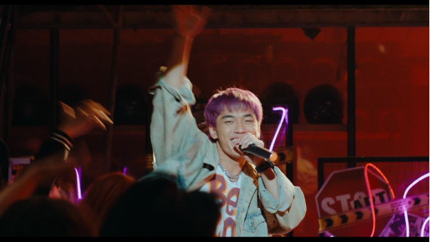 Rapper A.Tới và nỗ lực bước ra khỏi vùng an toàn để dám mơ, dám thử và dám tin - Ảnh 2. Rapper A.Tới và nỗ lực bước ra khỏi vùng an toàn để dám mơ, dám thử và dám tin - Ảnh 2.