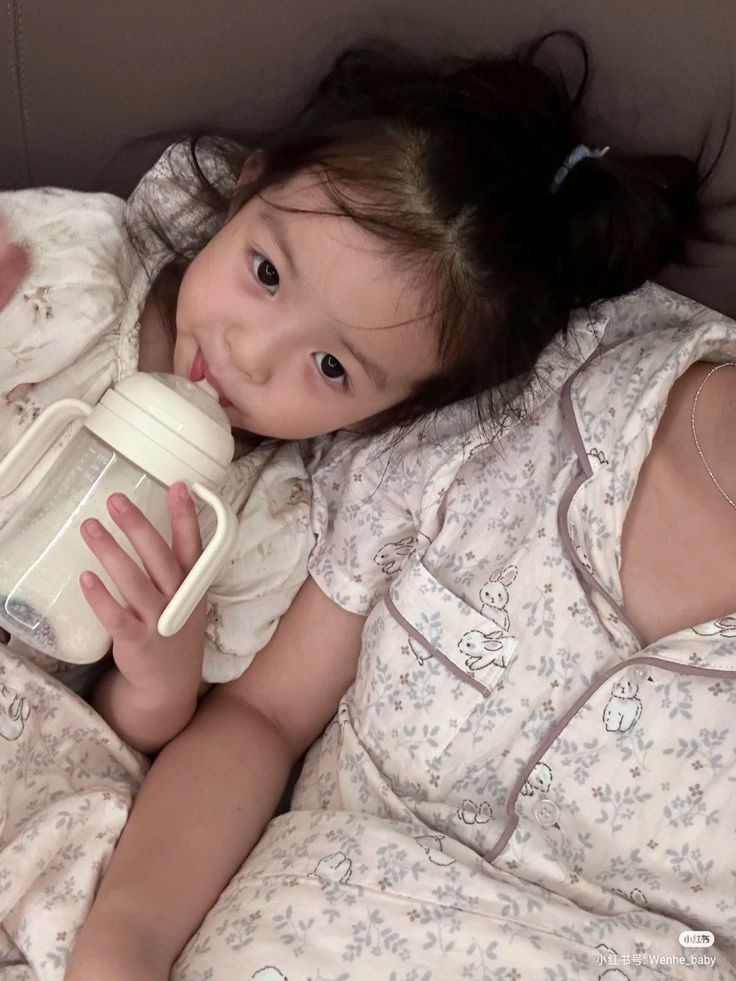 Đừng hoảng khi bé bị tiêu chảy: 5 bước chăm sóc tại nhà và 6 dấu hiệu cần đưa đi khám ngay lập tức- Ảnh 2. Đừng hoảng khi bé bị tiêu chảy: 5 bước chăm sóc tại nhà và 6 dấu hiệu cần đưa đi khám ngay lập tức- Ảnh 2.