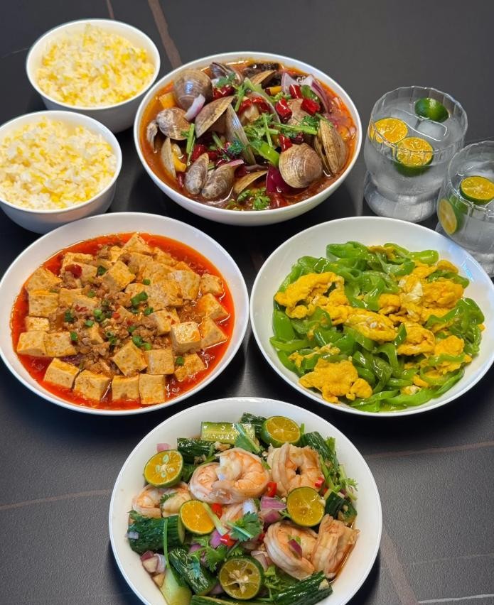 Không muốn cả tuần quýnh quáng nghĩ "tối nay ăn gì" thì hãy tham khảo gợi ý thực đơn siêu ngon miệng và hấp dẫn - Ảnh 5. Không muốn cả tuần quýnh quáng nghĩ "tối nay ăn gì" thì hãy tham khảo gợi ý thực đơn siêu ngon miệng và hấp dẫn - Ảnh 5.