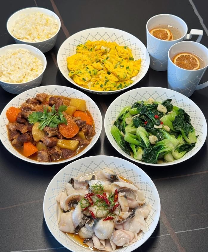 Không muốn cả tuần quýnh quáng nghĩ "tối nay ăn gì" thì hãy tham khảo gợi ý thực đơn siêu ngon miệng và hấp dẫn - Ảnh 6. Không muốn cả tuần quýnh quáng nghĩ "tối nay ăn gì" thì hãy tham khảo gợi ý thực đơn siêu ngon miệng và hấp dẫn - Ảnh 6.