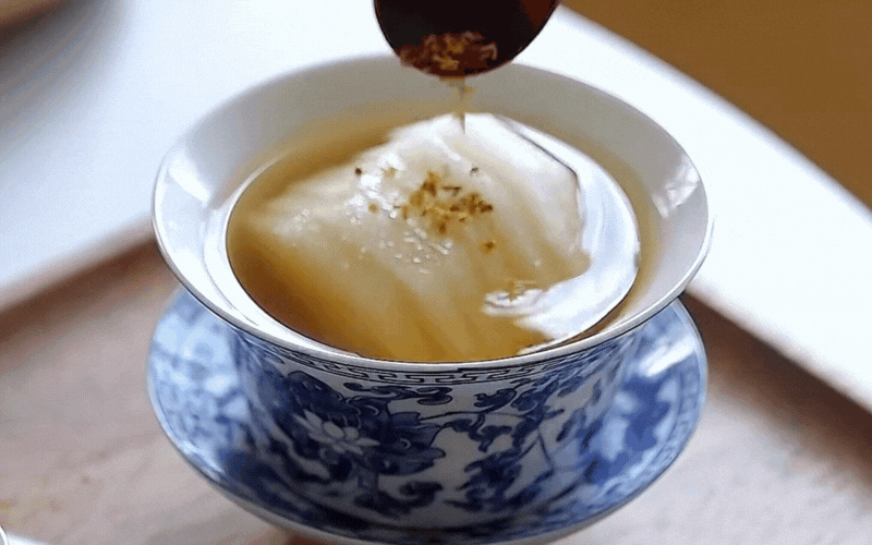 Thức uống vàng cho tiết thu hanh khô: Trà lê vừa dưỡng nhan vừa ấm dạ - Ảnh 7. Thức uống vàng cho tiết thu hanh khô: Trà lê vừa dưỡng nhan vừa ấm dạ - Ảnh 7.