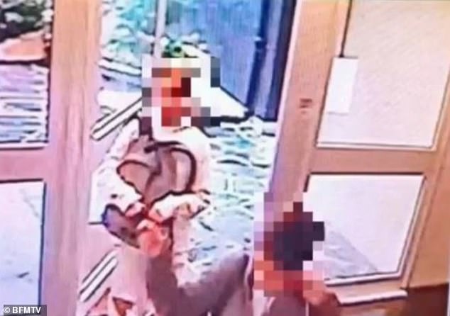 Thi thể bé gái 12 tuổi trong vali giữa đường phố Paris: Bị cưỡng hiếp rồi sát hại dã man, kẻ sát nhân kéo cả thi thể đi bar- Ảnh 3. Thi thể bé gái 12 tuổi trong vali giữa đường phố Paris: Bị cưỡng hiếp rồi sát hại dã man, kẻ sát nhân kéo cả thi thể đi bar- Ảnh 3.