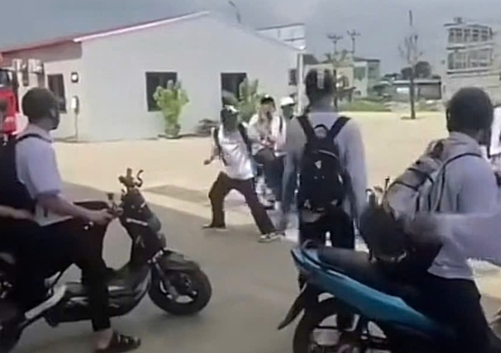 Công an Thanh Hóa khuyến cáo sau vụ nam sinh lớp 12 bị bạn đâm tử vong - Ảnh 1. Công an Thanh Hóa khuyến cáo sau vụ nam sinh lớp 12 bị bạn đâm tử vong - Ảnh 1.
