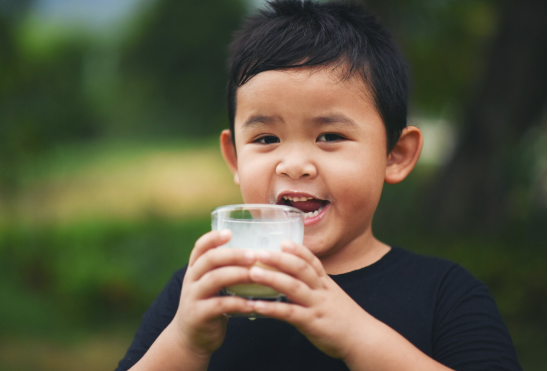 Nỗi lo sữa giả chấm dứt từ đây - Lazada cùng các thương hiệu sữa hàng đầu triển khai chương trình Cam kết sữa chính hãng - Ảnh 1. Nỗi lo sữa giả chấm dứt từ đây - Lazada cùng các thương hiệu sữa hàng đầu triển khai chương trình Cam kết sữa chính hãng - Ảnh 1.