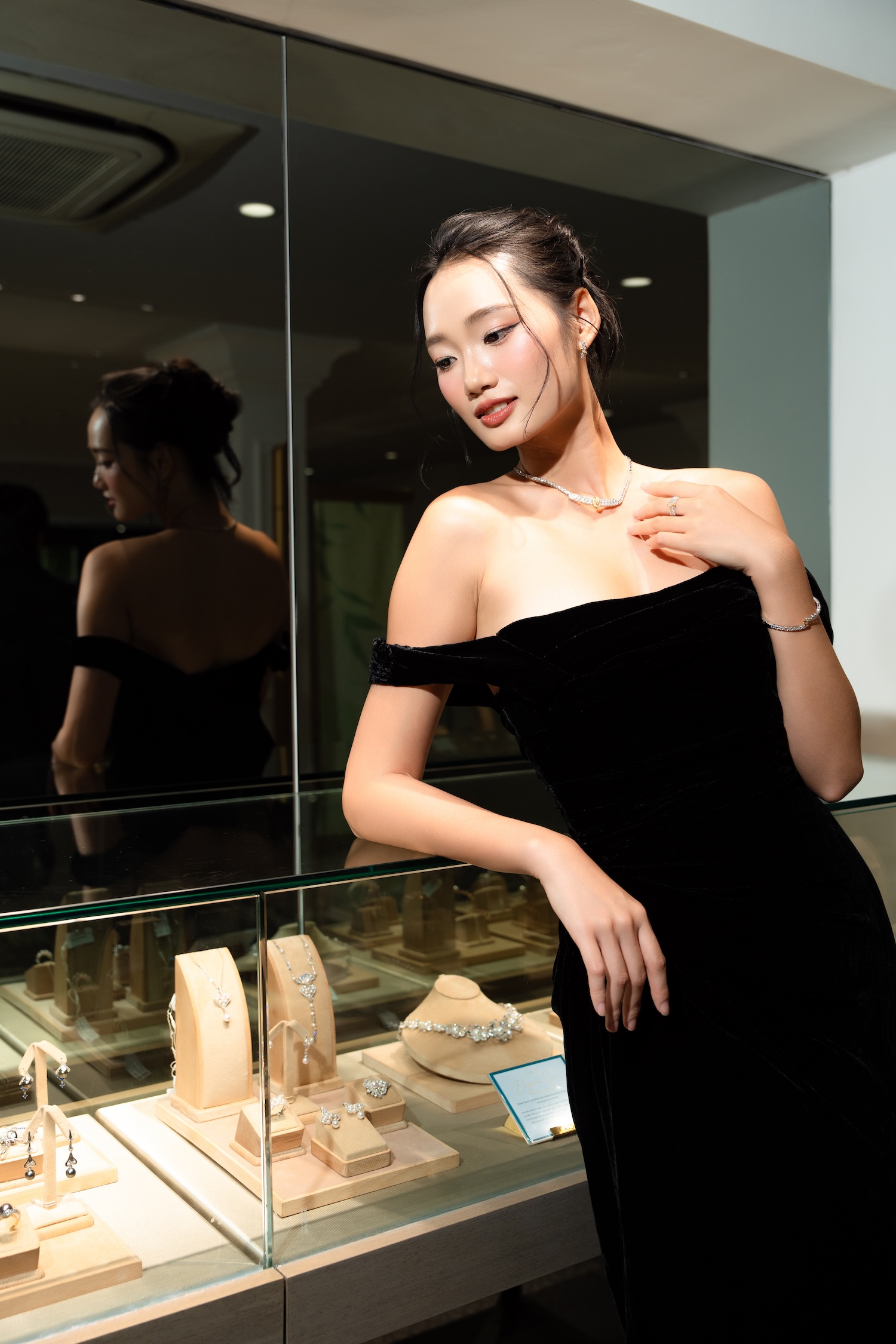 quynh-anh-1760859960452-1760859960876454892554.jpg