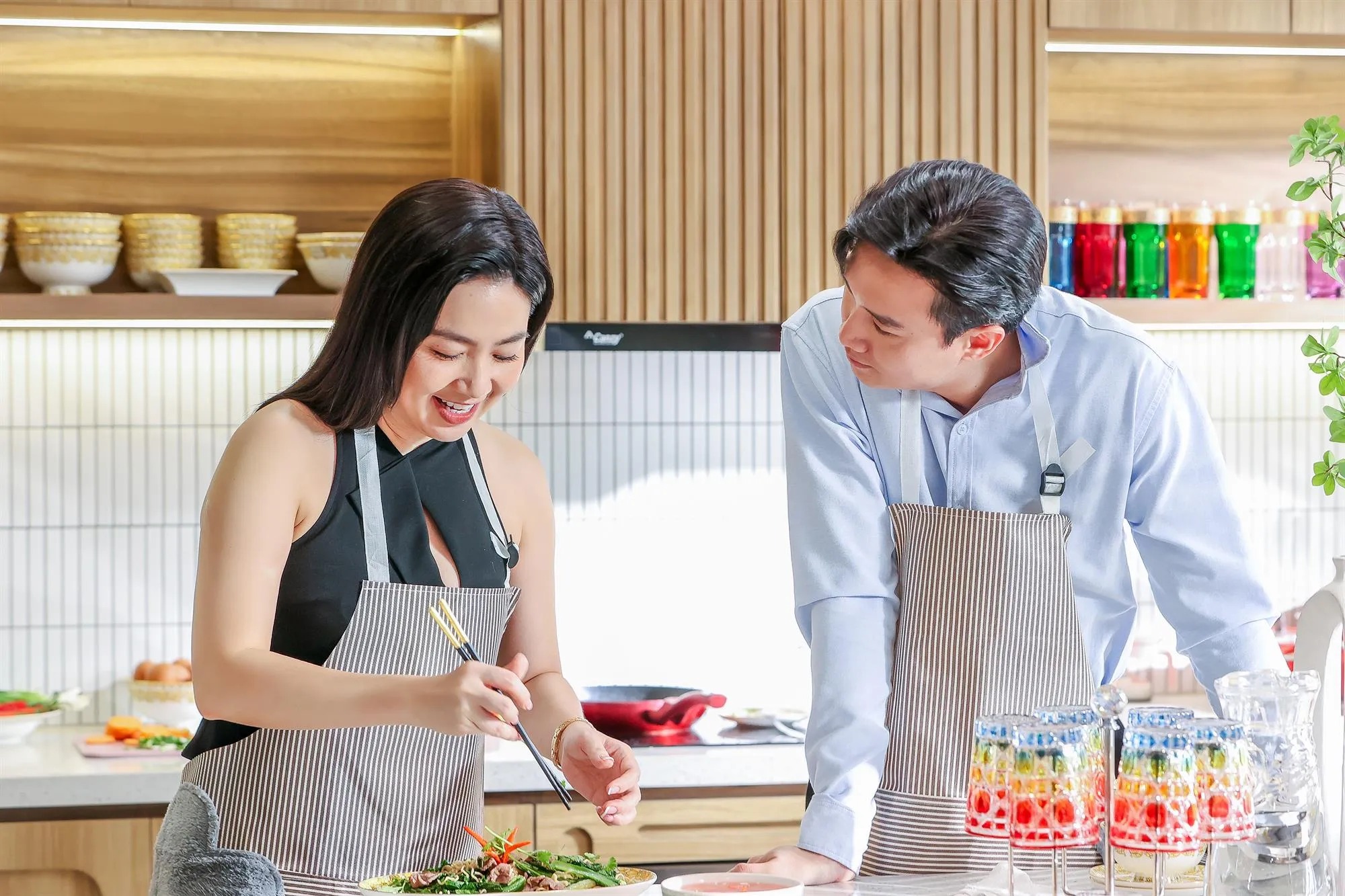 Việt Nam có 1 tổng tài vừa đẹp vừa giàu ngang ngửa Trần Vỹ Đình: Ở biệt thự 7000m2, trẻ mãi không già suốt 15 năm - Ảnh 3.
