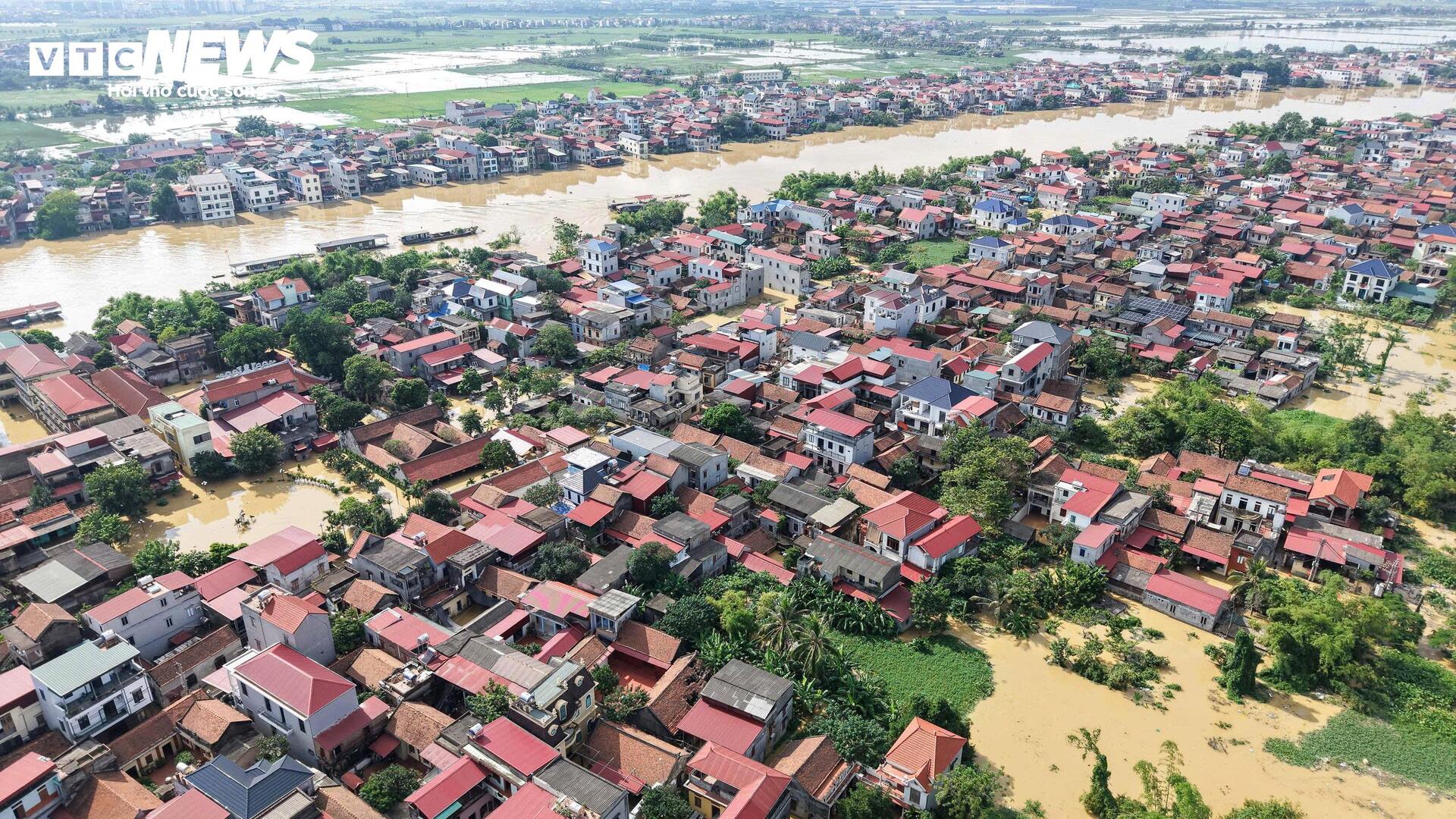 Lũ sông Cầu dâng cao, hơn 8.000 người dân ở Bắc Ninh bị cô lập - Ảnh 9. Lũ sông Cầu dâng cao, hơn 8.000 người dân ở Bắc Ninh bị cô lập - Ảnh 9.