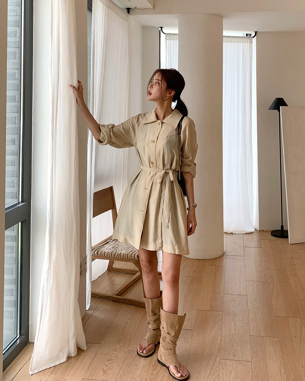 Trang phục màu trắng - be mùa này đẹp khó cưỡng: Cứ mặc lên là thành nàng thơ dịu dàng, tinh tế - Ảnh 6.