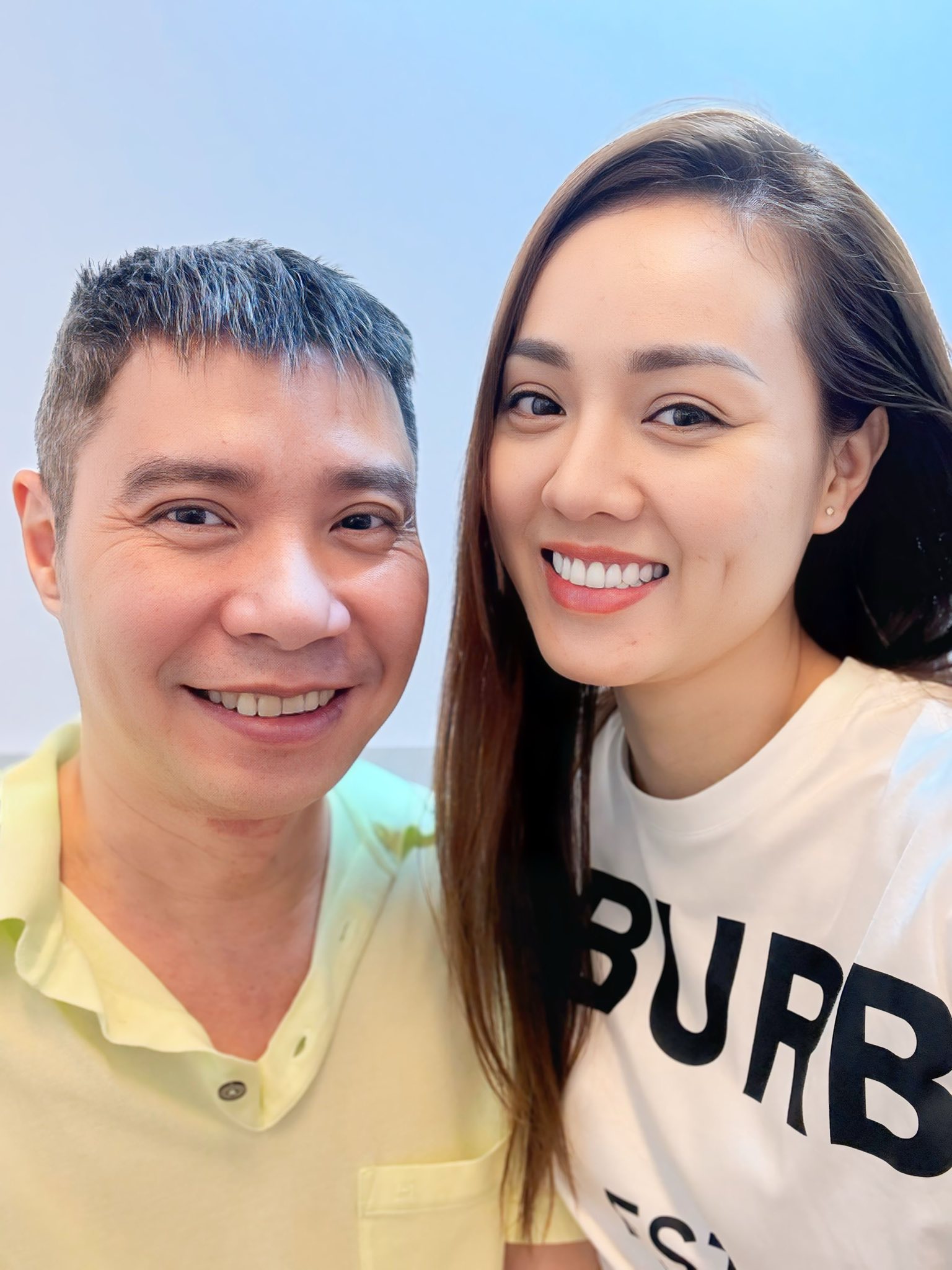 Nhan sắc vợ 3, chăm chồng như chăm em bé của nam NSND xin từ chức Phó Giám đốc Nhà hát kịch Hà Nội - Ảnh 3. Nhan sắc vợ 3, chăm chồng như chăm em bé của nam NSND xin từ chức Phó Giám đốc Nhà hát kịch Hà Nội - Ảnh 3.