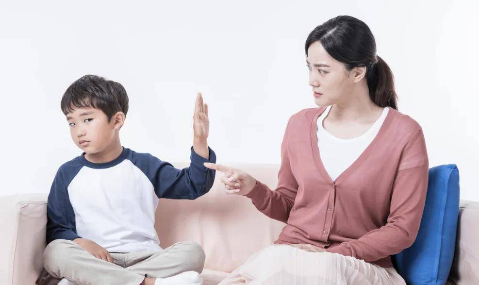 Chuyên gia nuôi dạy trẻ nói lý do vì sao đừng bao giờ ĐÁNH những đứa trẻ dưới 2 tuổi và trên 6 tuổi?- Ảnh 1. Chuyên gia nuôi dạy trẻ nói lý do vì sao đừng bao giờ ĐÁNH những đứa trẻ dưới 2 tuổi và trên 6 tuổi?- Ảnh 1.